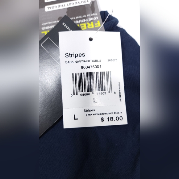 NWT VINTAGE Adidas Stripes Men's T-Shirt Size Larhe Navy Blue/ Light Blue - Picture 9 of 10